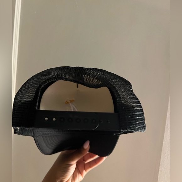 Snapback Hat - Picture 4 of 5